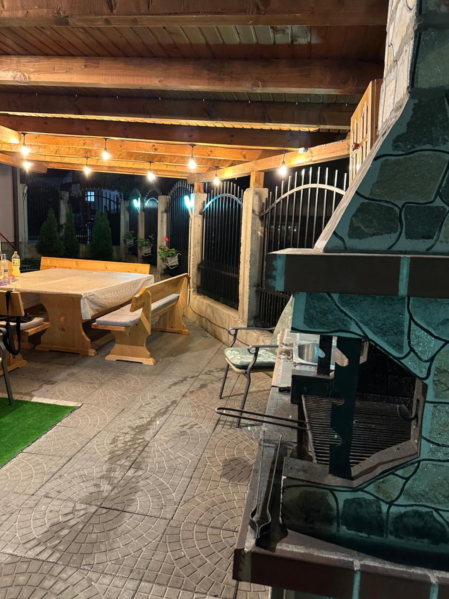 Advel Guest Hous Hotel Madzhare Ngoại thất bức ảnh