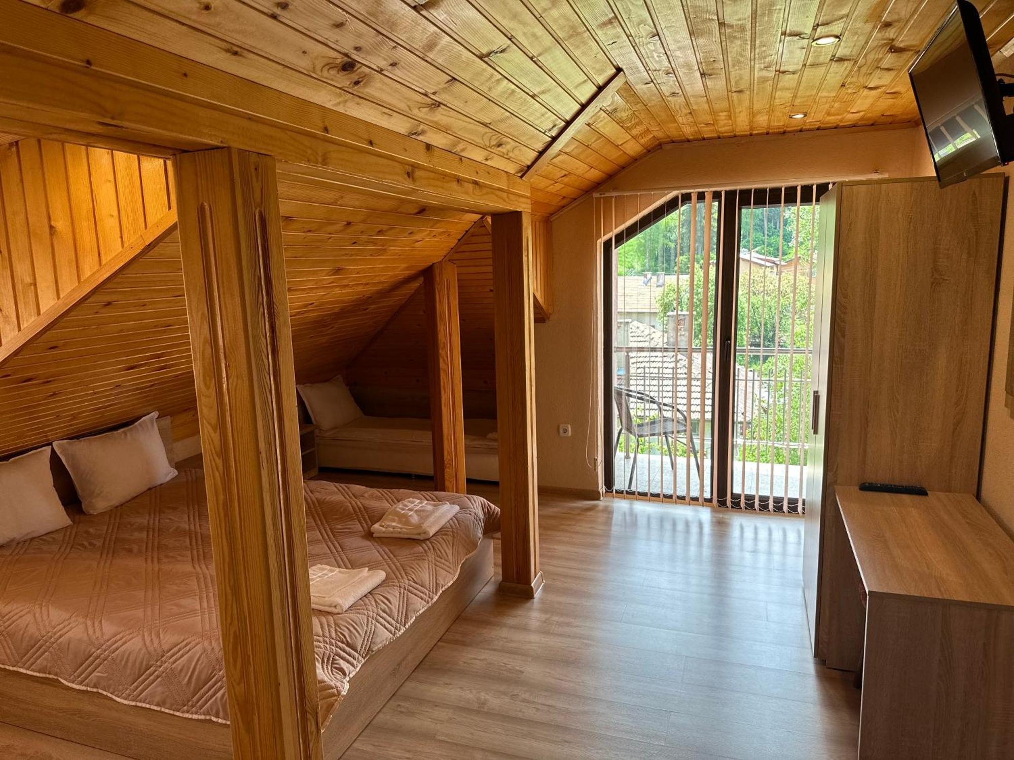 Advel Guest Hous Hotel Madzhare Ngoại thất bức ảnh