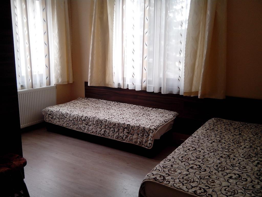 Advel Guest Hous Hotel Madzhare Phòng bức ảnh