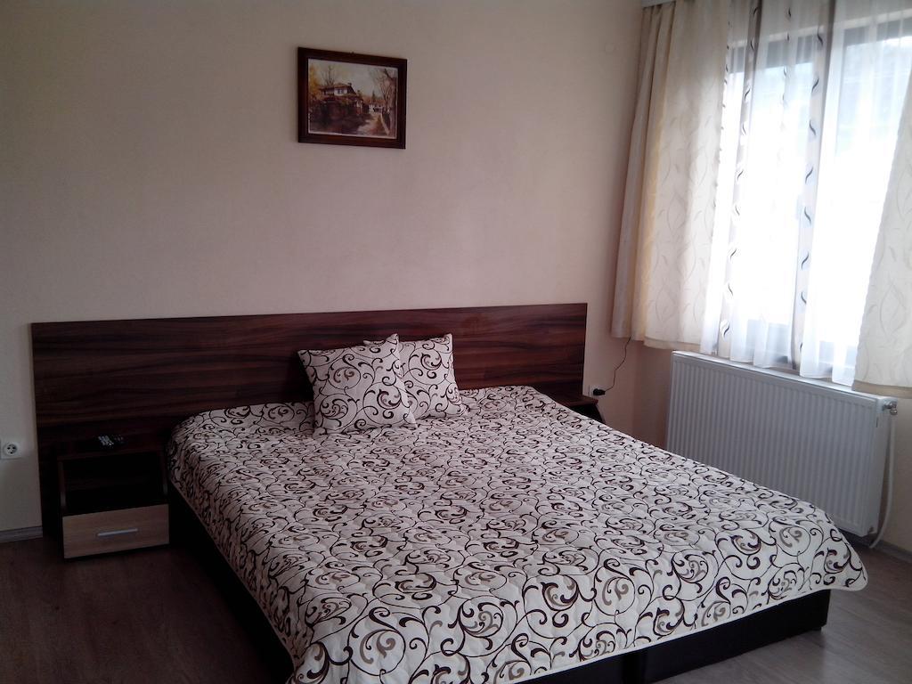 Advel Guest Hous Hotel Madzhare Phòng bức ảnh
