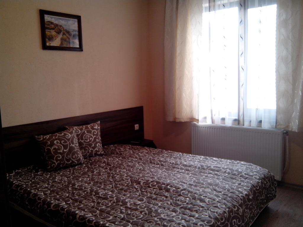 Advel Guest Hous Hotel Madzhare Phòng bức ảnh