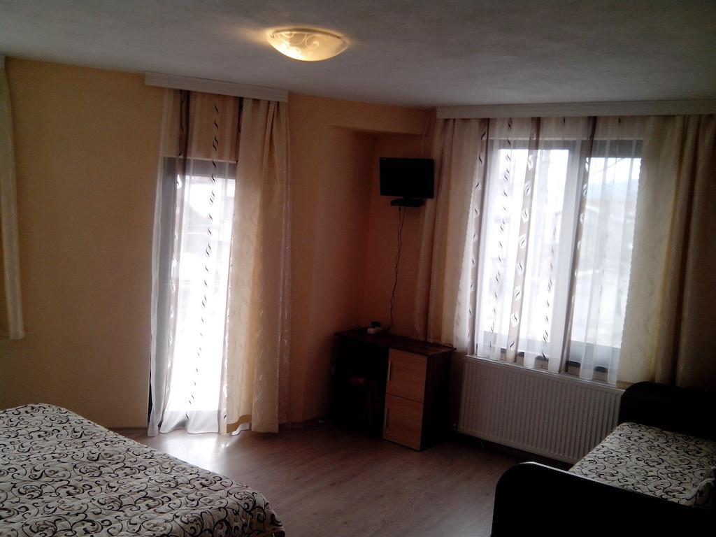 Advel Guest Hous Hotel Madzhare Phòng bức ảnh